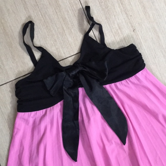 Girls Pink & Black Accordion Dress - Picture 2 of 8
